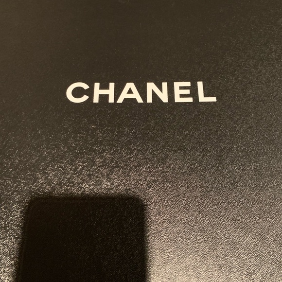 Chanel short lambskin boot - Picture 5 of 7